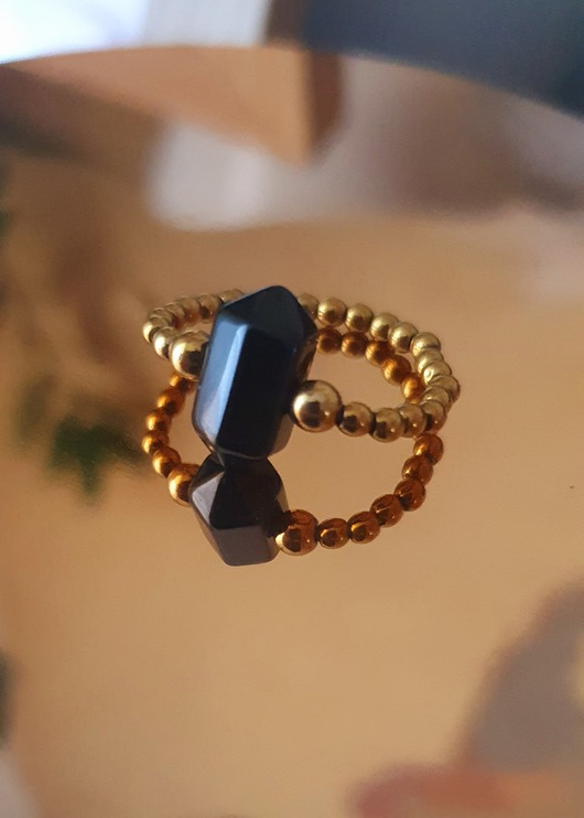 pierścionki elastyczne Pierścionek z czarnym onyksem #grot #amulet