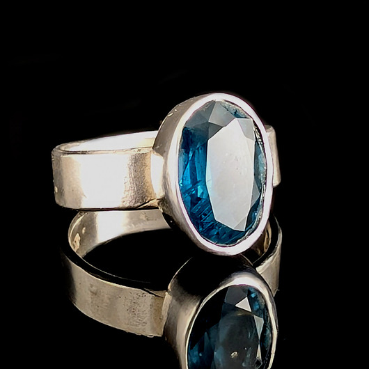 pierścionki srebrne Pierścionek indygo kyanit