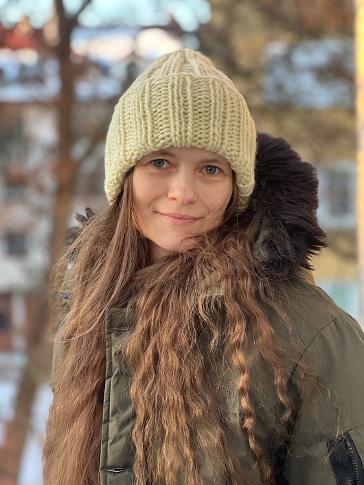 czapki damskie Zimowa czapka Buran  100% wełna z Peru zielona mgiełka