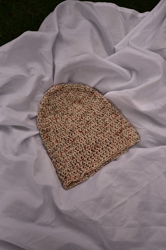 czapki damskie Czapka jesienna beżowa