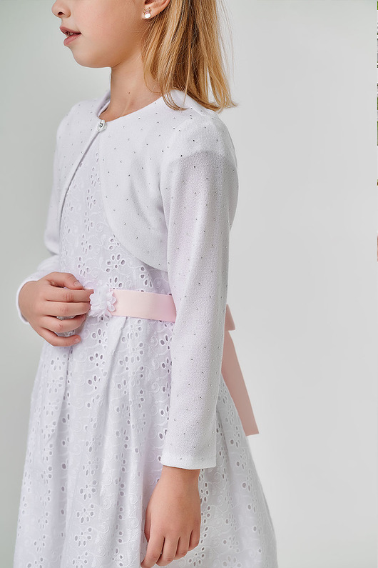 swetry dla dziewczynki Śmietankowe bolerko w srebrne kropki Beti