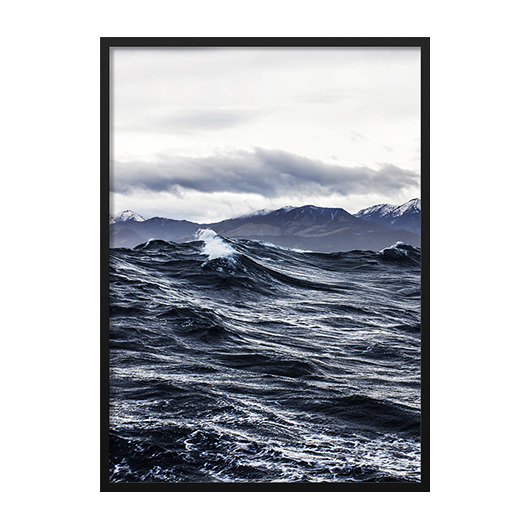 Storm & The Mountains, Poster mermer