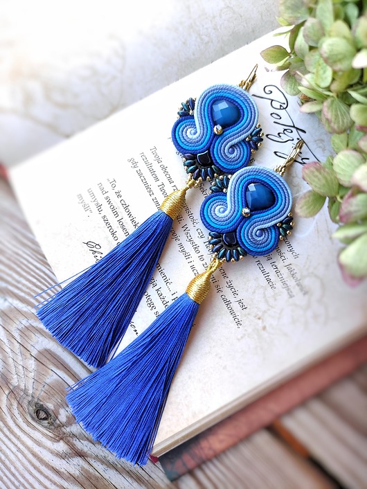 kolczyki soutache Niebieskie chwosty wieczorowe kolczyki sutasz