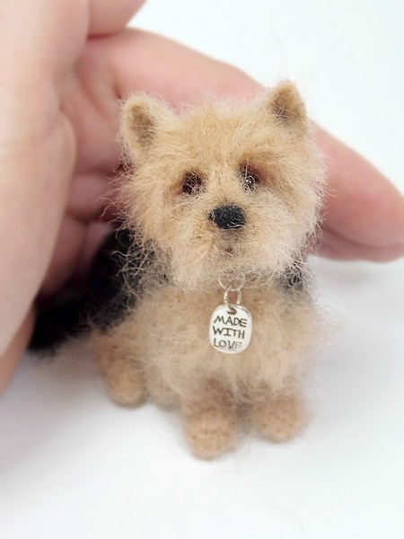 Piesek Tanys agaFil handicraft