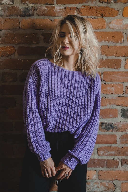 swetry damskie  Wełniany, oversizowy sweter lawendowy