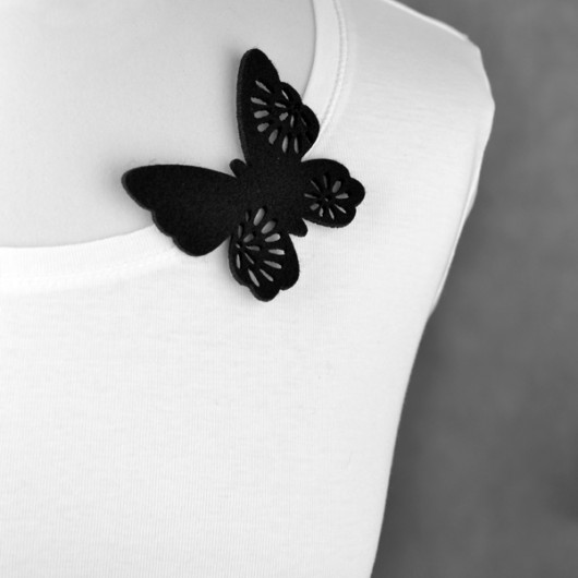 Broszka filcowa motyl Rusałka felt label