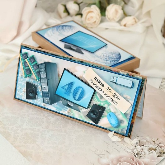 kartki scrapbooking Kartka urodzinowa dla fana komputerów
