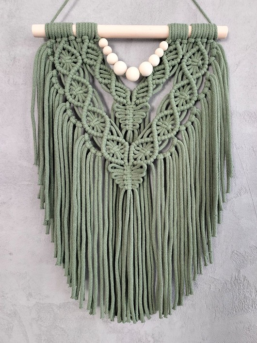 makramy Zielona Makrama Ścienna Aura Szałwiowa z Koralikami Boho 35x60 cm