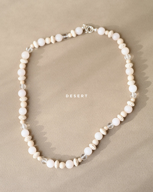 chokery DESERT Naszyjnik RHEI z kamieni naturalnych lawa Chocker Biały