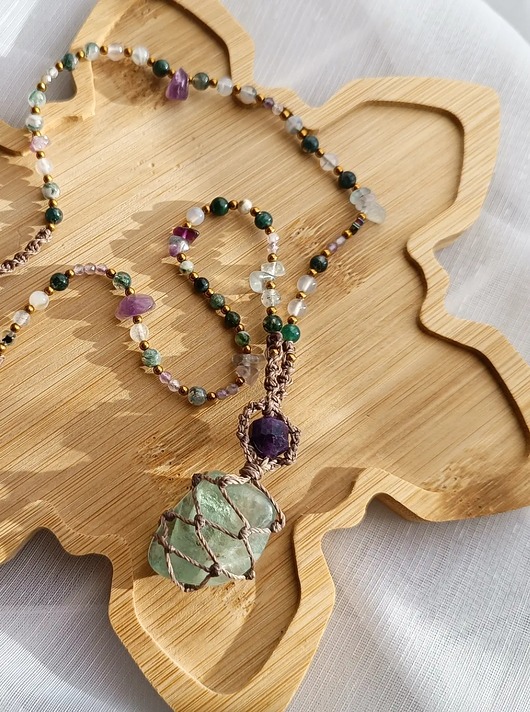 naszyjniki - inne Naszyjnik z zielonym fluorytem