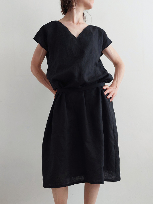 bluzki - inne Lniana sukienka BLACKMOON 100% len