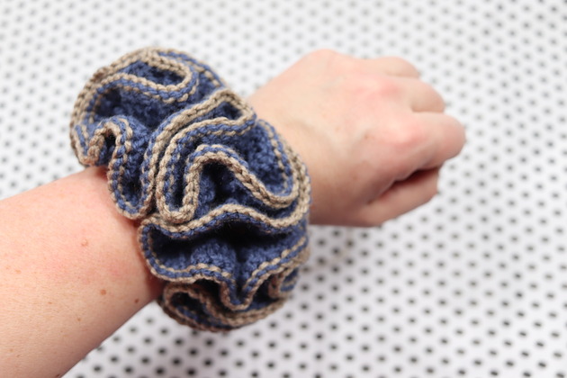 gumki do włosów Frotka do włosów scrunchie gumka szydełkowa dwukolorowa Agnes