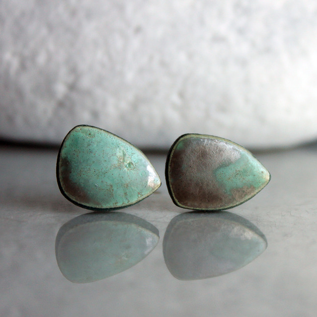 kolczyki ceramiczne PEBBLE/stal chirurgiczna/