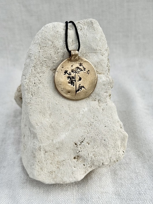 wisiory Wisior z brązu