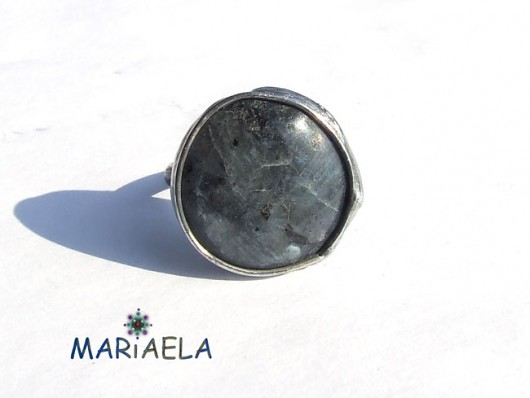LABRADORYT PROSTY MARIAELA