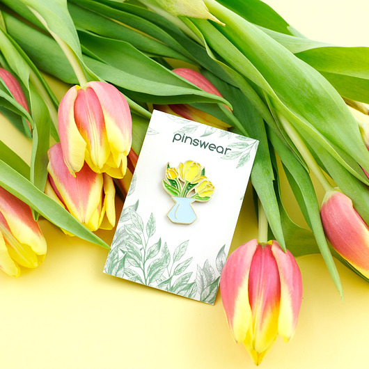 przypinki Pin tulipany w wazonie