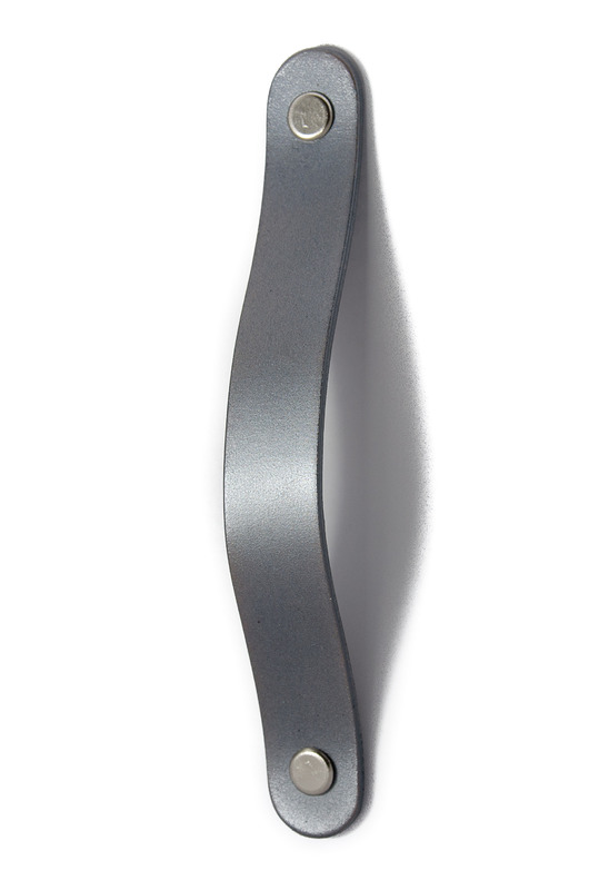 gałki do mebli Skórzany uchwyt meblowy COLORISO SILVER