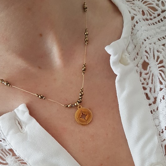 naszyjnik róża wiatrów LEI handmade 