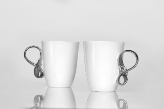Dwie filiżanki MOBIUS zdobione platyną ENDE ceramics