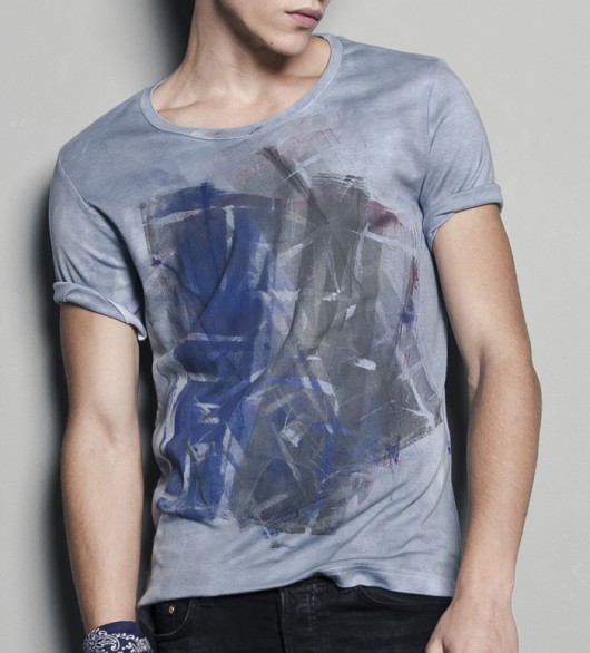 T-SHIRT 77 / L Karol Lewczuk