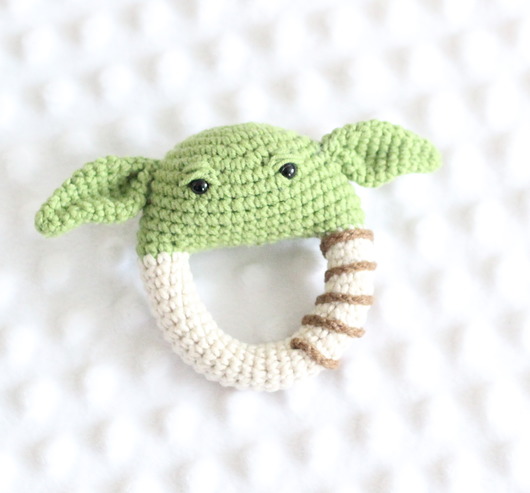misie i maskotki Mistrz Yoda - grzechotka
