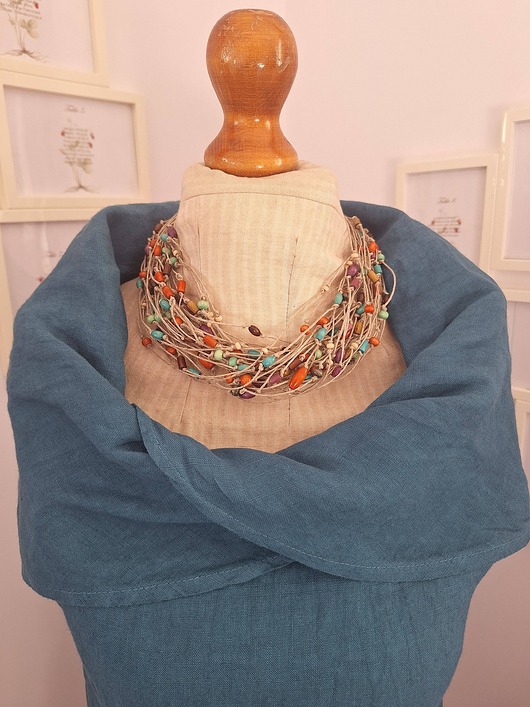 korale Naszyjnik lniany z kolorowym drewnem.Zimisty