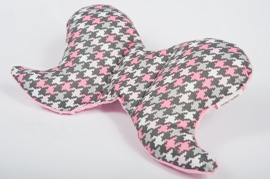 Motylek - poduszka minky - pepitka Minky and Cotton