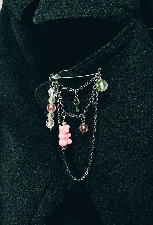 broszki Broszka na agrafce "Punkt Zaczepienia" różowa - biżuteria  handmade