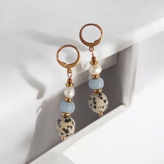 kolczyki z kamieniami Anielskie kolczyki : angelit, perły, jaspis : zamknięte bigle