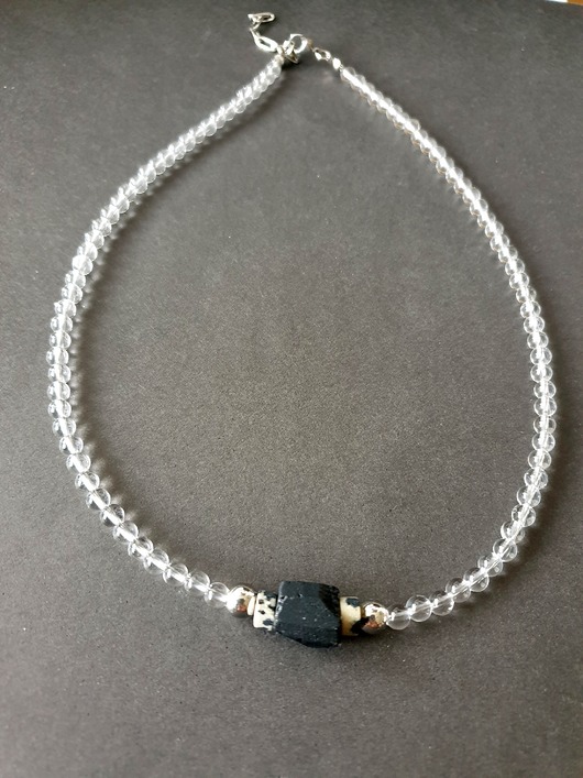 chokery Naszyjnik choker ROOTS kryształ górski, jaspis dalmatyński, czarny turmalin