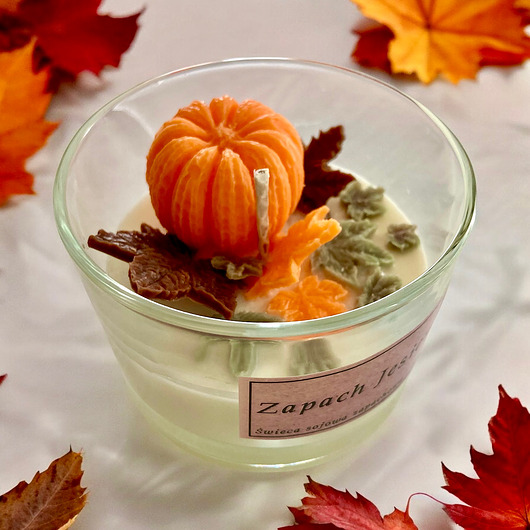 świeczniki i świece Jesienna świeca z dynią i liśćmi - wybierz swój zapach!