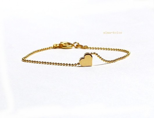 Small gold heart elma