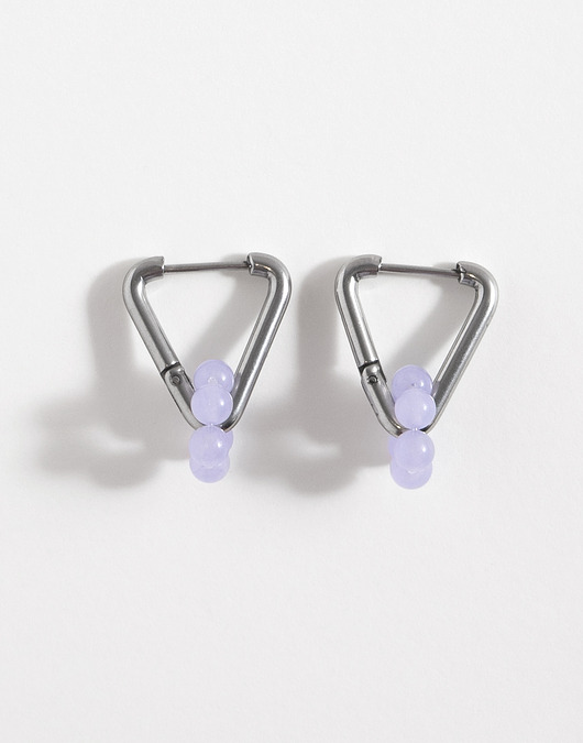 kolczyki z kamieniami Srebrne kolczyki trójkątne z kwiatkami