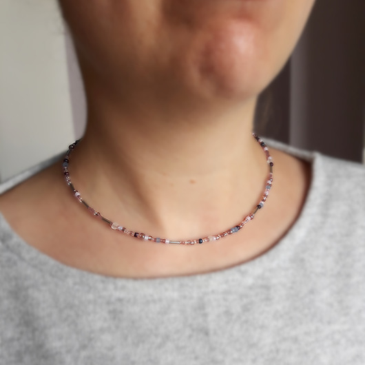 WRZOSOWA kolia drobnych koralików Ikati Jewellery