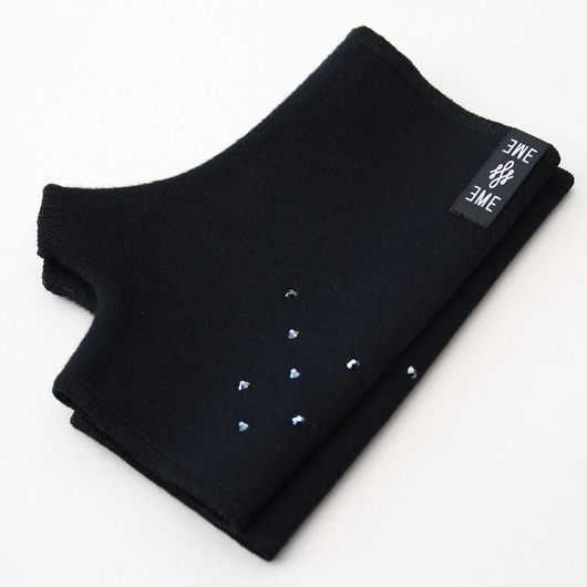 crystal gloves / blue night cashmere EWE EME