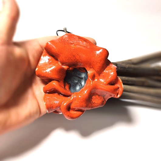 wisiory Wisiorek, naszyjnik ceramiczny "Kwiat Maku"