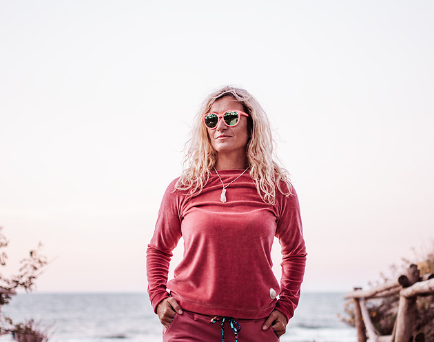 bluza z kapturem damska Epic hoodie