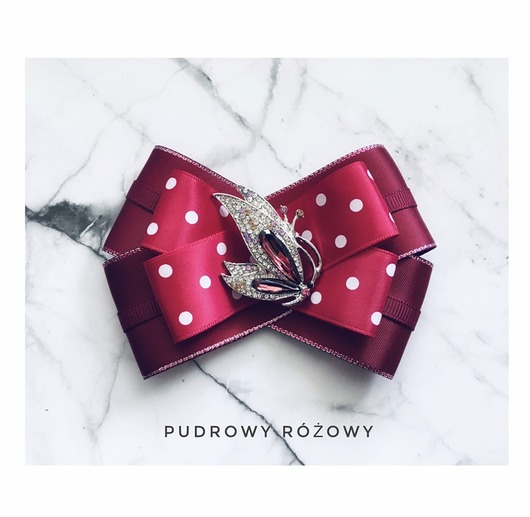 broszki Brosza  Bordo w kropki Z Motylem