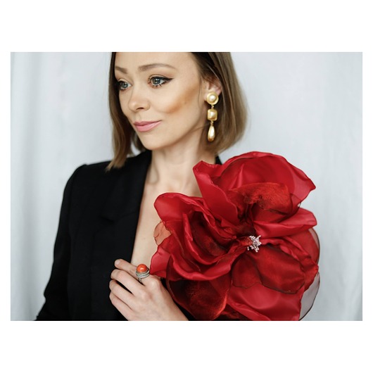 broszki Czerwona broszka kwiat