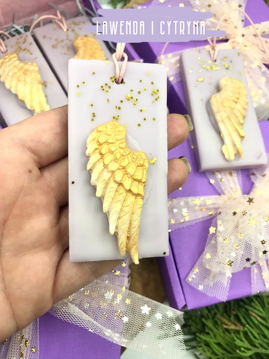 dla domu Zapachy do szafy. Dwie zawieszki sojowe.