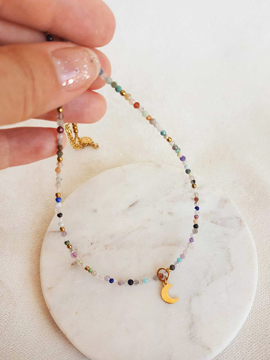 chokery Naszyjnik z kamieni naturalnych z księżycem