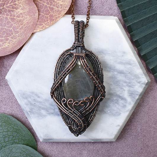 wisiory Miedziany wisiorek wire wrapping z labradorytem #476