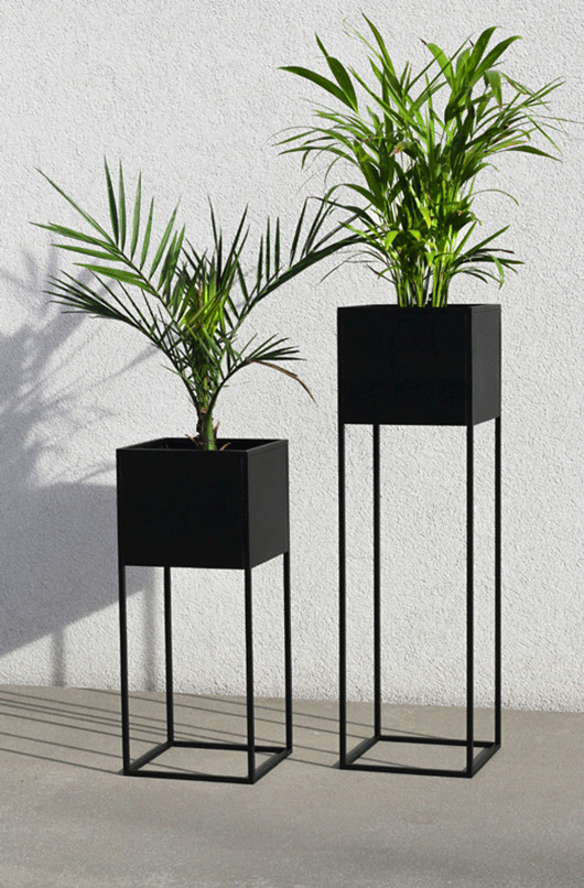 doniczki Donica metalowa Korfu czarna 85 cm