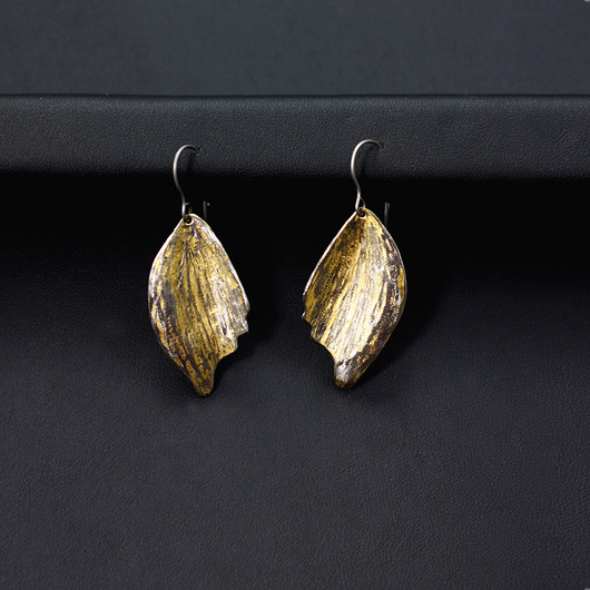 kolczyki - inne Liście z tytanu