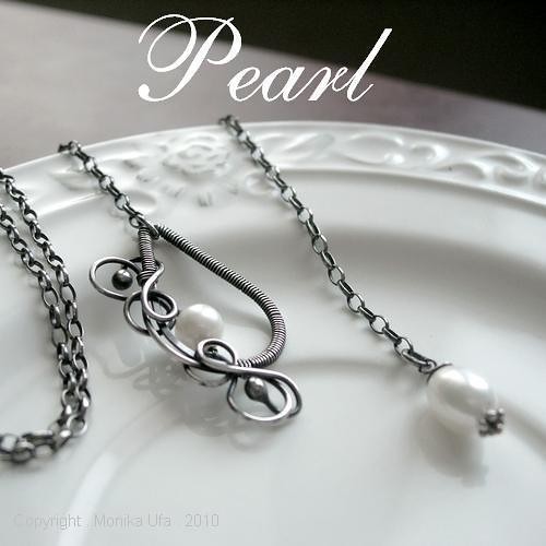 Pearly tear Monika Ufa
