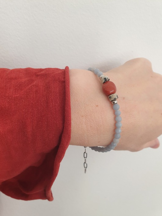 bransoletki z kamieni naturalnych Bransoletka ROOTS angelit, jaspis czerwony, jaspis dalmatyński