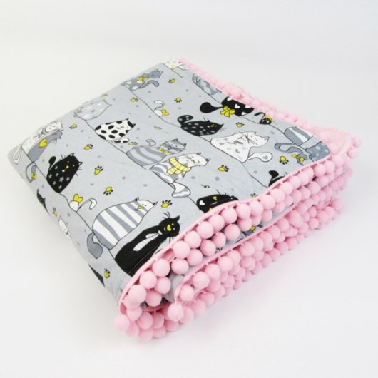 Dwustronna Narzuta Szaro Różowa w Kotki Enitka Sweet Baby Room