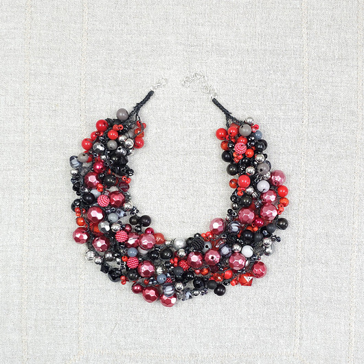 kolie 6986 Ręcznie pleciony naszyjnik Ogień i Noc