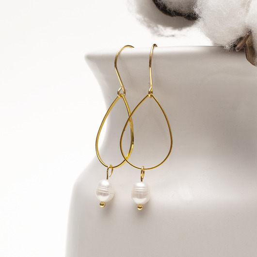 kolczyki pozłacane Delikatne kolczyki pozłacane Sacred Pearl.