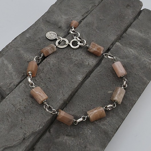 bransoletki z kamieni naturalnych Kamień słoneczny z monetą - bransoletka